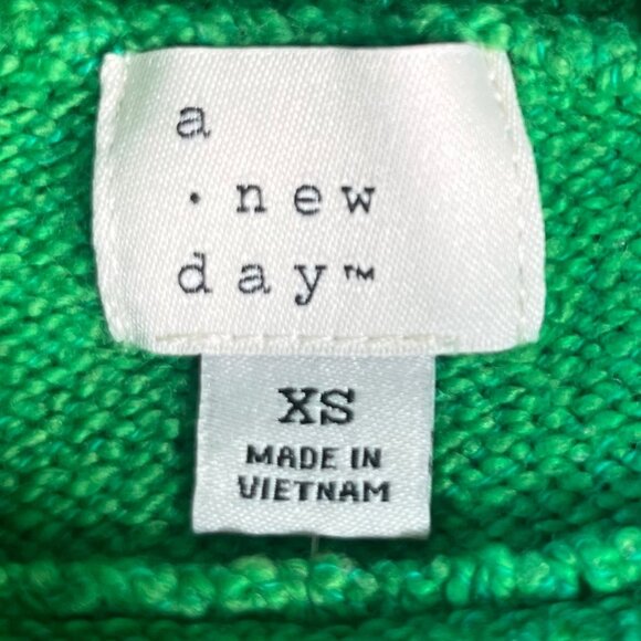 A New Day Turtleneck Sweater Womens XS Green New Pullover Cozy Casual Chic - Picture 5 of 8